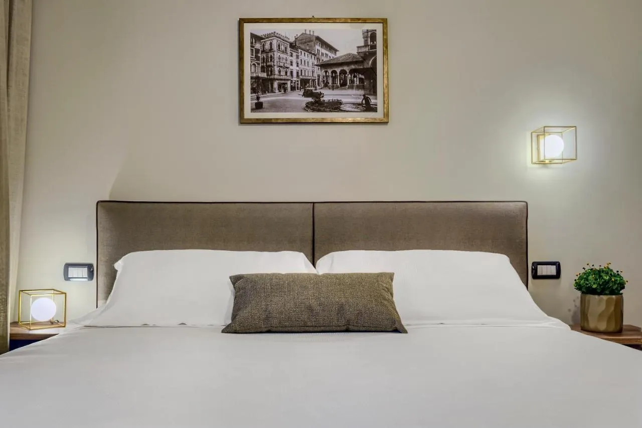 Porta Altinia Suites Treviso Hotel